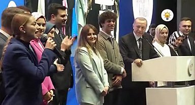 Cumhurbaşkanı Erdoğan Ankara'da gençlerle buluştu