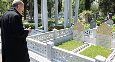 Cumhurbaşkanı Erdoğan'dan kabir ziyareti