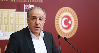 DEVA Partili Yeneroğlu: “Mülakatlarla hakkına girdiği insanlardan özür dilemeli”