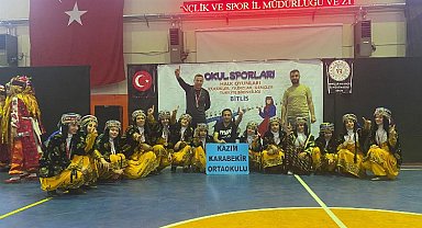 Diyarbakır halk oyunları 'Bölge' şampiyonu oldu