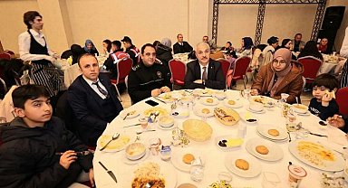 Gebze yetim ve öksüzleri unutmadı