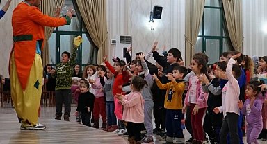 Gölcük'te geleneksel şenlikte çocuklar mutlu