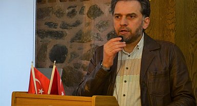 İMH afet bölgesinde 17 noktada yemek dağıtıyor