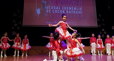 İstanbul Beylikdüzü'nde erken 23 Nisan