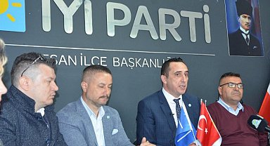 İYİ Parti Keşan'a Zafer Sarıkeçe atandı
