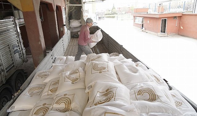 Konya, Kahramanmaraş'a 300 ton un gönderiyor