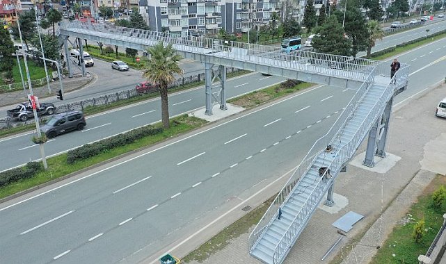 Rize'de otogar kavşağına yeni üst geçit