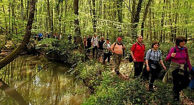 SARDOS üyeleri İğneada Longoz'da yürüdü