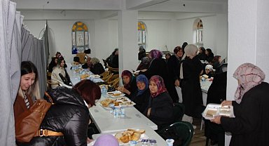 Sarıdayı köyünde köylüler aynı sofrada oruç açtı