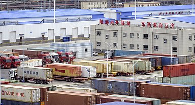 Yılın ilk çeyreğinde Xinjiang'ın dış ticaret hacmi yüzde 80,3 arttı