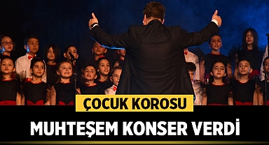 Afyonkarahisar Kültür Sanat Akademisi Çocuk Korosu muhteşem konser verdi