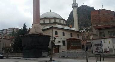 Afyonkarahisar Milli Birlik Caddesi'nde Bekleyen Sülüm Camii Restorasyonu