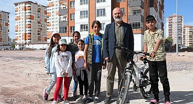Ahmet Çolakbayrakdar'dan 'dönüşüm' yorumu