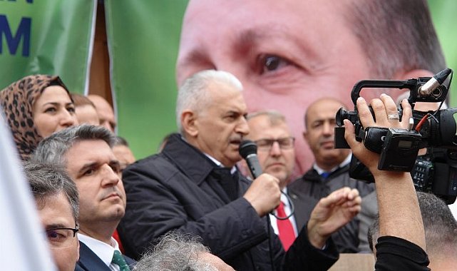 AK Parti Bozuyük'te miting gibi açılış