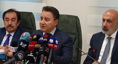Babacan'dan Diyarbakır'da 'sandık' mesajı