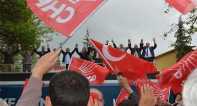CHP Grup Başkanvekili Özgür Özel Afyon'da halka seslendi, Millet İttifakı liderleri de katıldı.