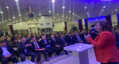 CHP Milletvekili Burcu Köksal, Afyonkarahisar'da vatandaşa sandığa gitme çağrısı yaptı