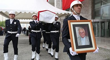 CHP'li eski vekil Abdullah Özer son yolculuğuna uğurlandı