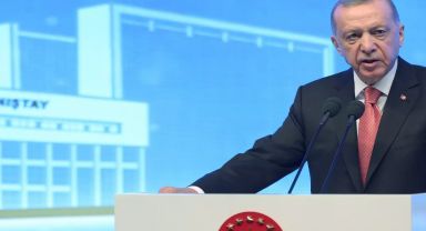 Cumhurbaşkanı Erdoğan: Yargı kurumlarına vesayet dönemi hayali artık itibar edilmiyor.