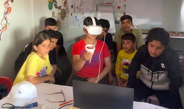 Dokuz Eylül konteynerde ilham oldu