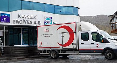 Erciyes AŞ personelinden Kızılay'a kan bağışı