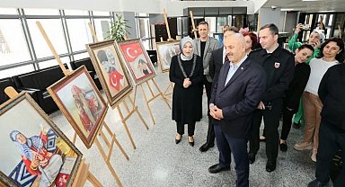 Gebze'de 'İyi ki Annemsin' sergisi