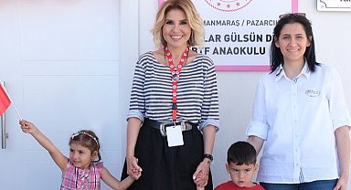 Gülben Ergen'den 44'üncü ana okulu