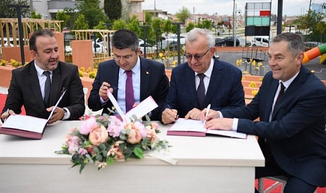 Gündüz Yaşam Merkezi'ne devir protokolü
