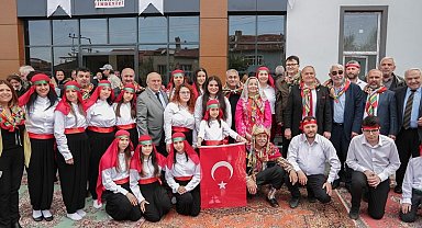 Kütahya Belediye Başkanı Prof. Dr. Alim Işık, Hacı Bektaş-i Veli Kültür Derneği Hıdırellez Şenliği'ne Katıldı
