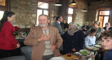 İlçe Kaymakamı Yunus Emre AKPINAR, Şehit ve Gazi Aileleri ile Kahvaltıda Buluştu.