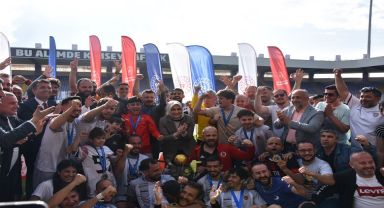 İşitme Engelliler Futbol Süper Ligi'nde Gölcük İşitme Engelliler Spor Kulübü Şampiyon Oldu