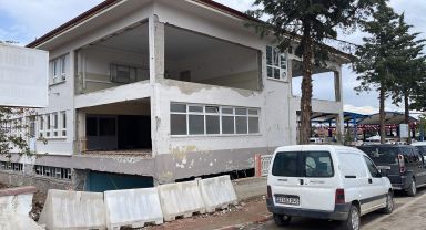 Isparta ve Keçiborlu'da deprem güçlendirme çalışmaları devam ediyor.