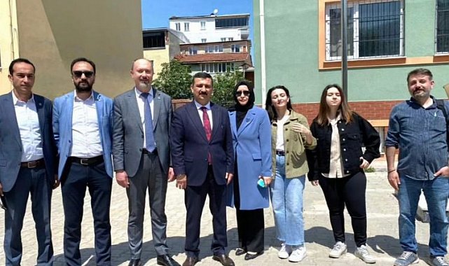 İYİ Partililer sandık ilgisini değerlendirdi