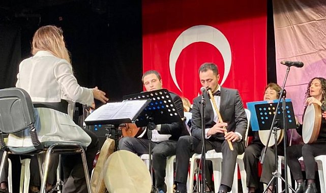 İZMEK'te yıl sonuna konserli performans