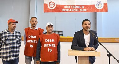 İzmir Foça'da belediye çalışanları 1 Mayıs'ı kutladı