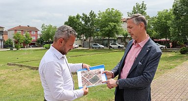 İzmit'te Yeşilova'ya konforlu park için kollar sıvandı