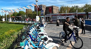 KayBis'te yeni istasyonlar çok seviliyor