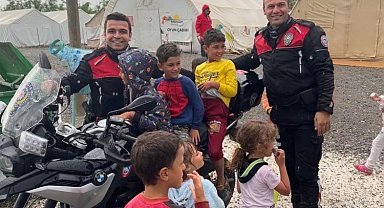 Keşan polisi Kahramanmaraş'ta çocukları sevindirdi