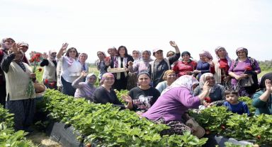 Selvi Kılıçdaroğlu, Aydınlı Emekçi Kadınlarla Buluştu