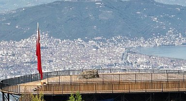 Yoroz, turizmin gözdesi oldu