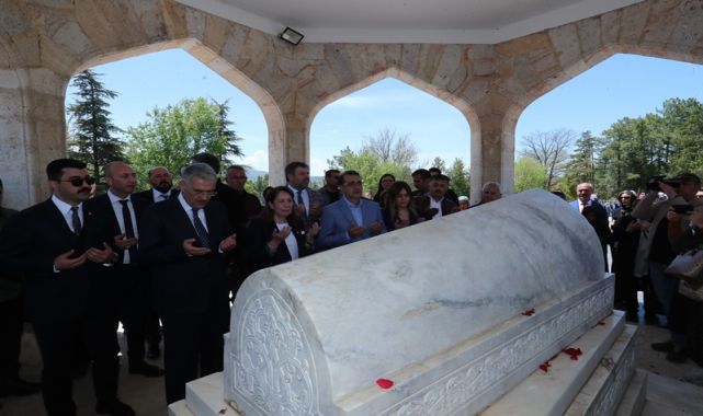 Yunus Emre Kültür ve Sanat Haftası'nda Yunus Emre Mihalıççık'ta Anıldı