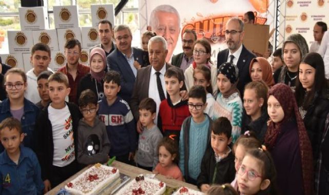 Zeybek Başkan çölyaklılar için glutensiz kahvaltı programı düzenledi