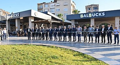 Balıkesir Büyükşehir'den tartışma yaratan Balbucks kafe