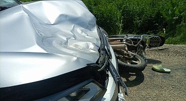 Bilecik Pazaryeri'nde trafik kazası: 3 yaralı