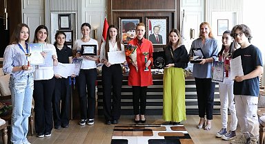 Dokuz Eylül'de konservatuvarın başarıları sınırları aşıyor
