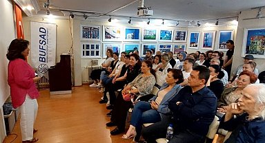 Fotoğraf severlere 'Yaşayan Küba'yı anlattı