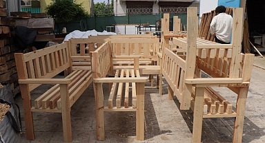 İzmit'in park ve bahçelerinde yoğun mesai sürüyor