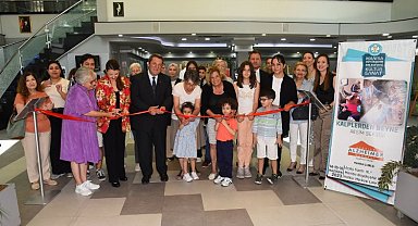 'Kalplerden Beyne' resim sergisi ilgi gördü