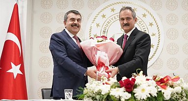 Milli Eğitim, Adalet ve Ticaret'te devir teslimler tamamlandı