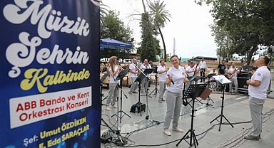Şehrin kalbinde müzik keyfi